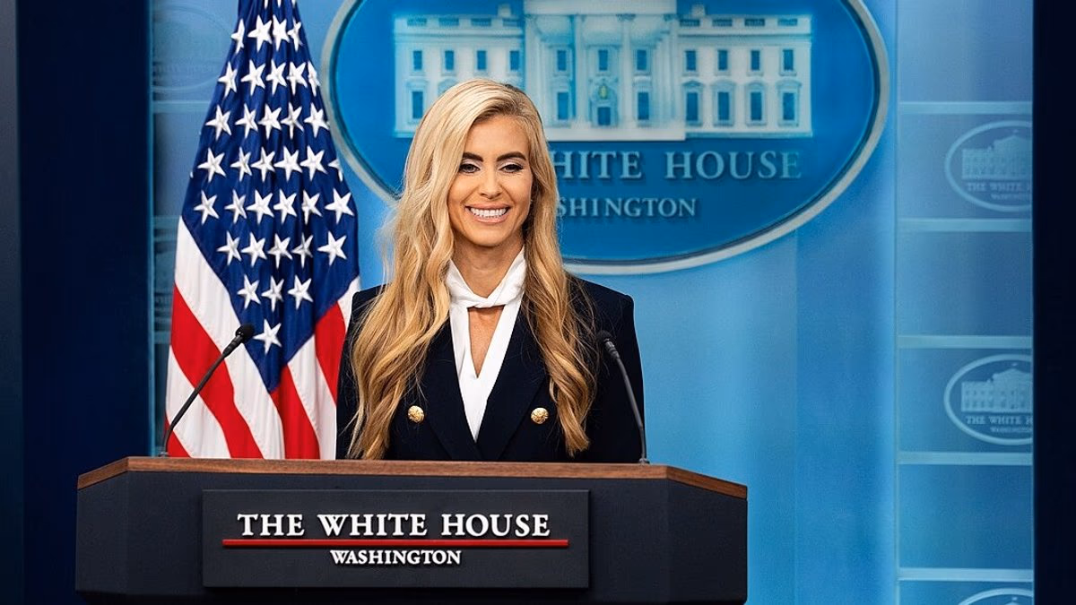  Trumps neue Sprecherin gibt ihren Posten wieder auf